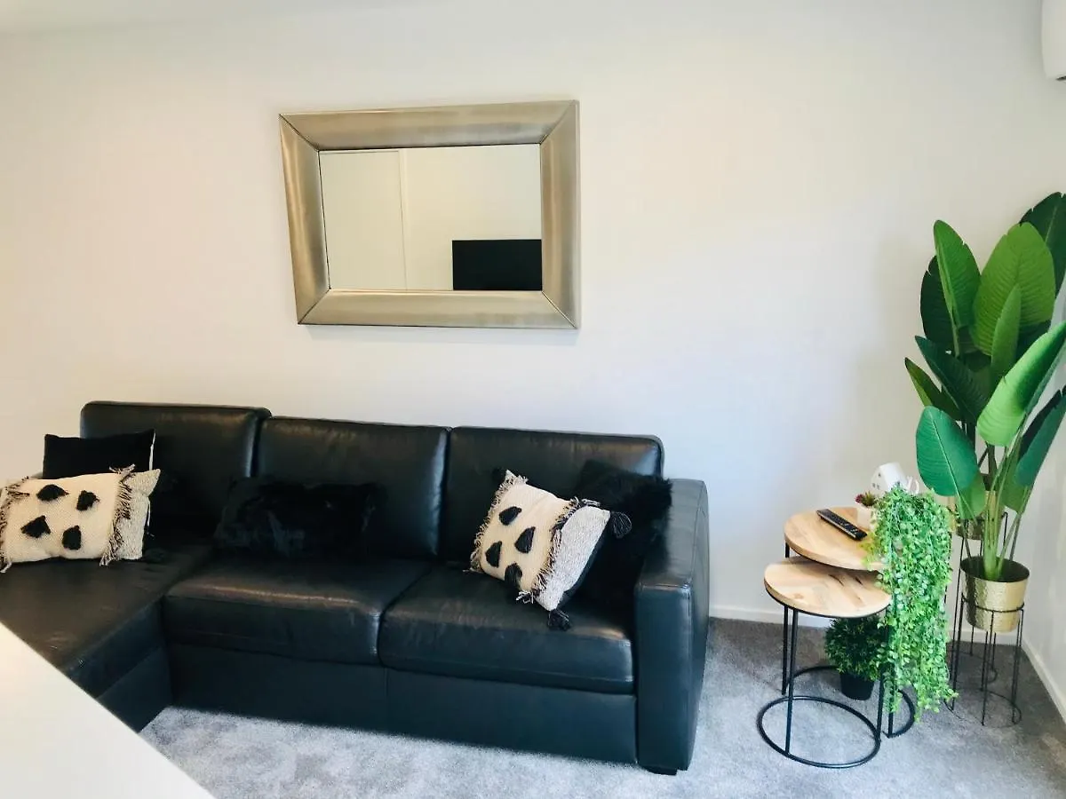 Apartmán New Townhouse 5 Min From Central Chch Including Bikes To Use Christchurch