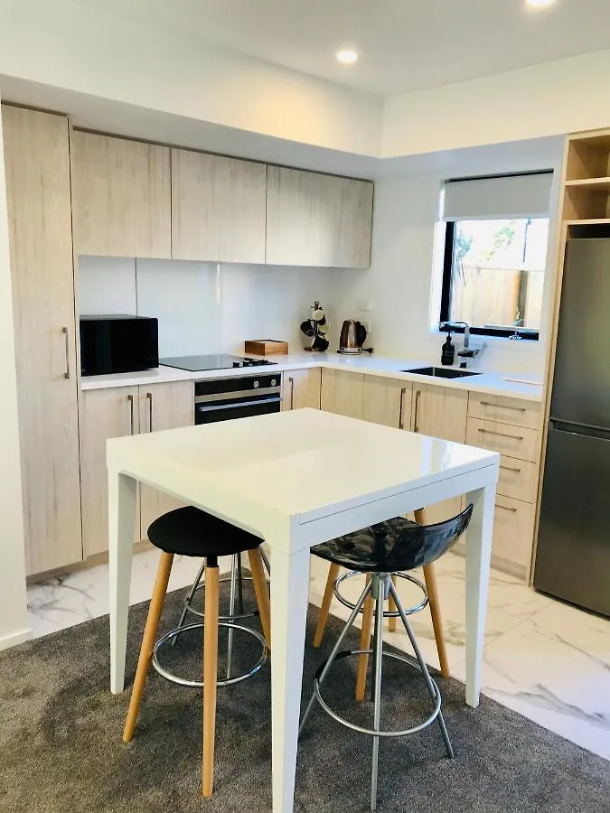 New Townhouse 5 Min From Central Chch Including Bikes To Use Apartment Christchurch