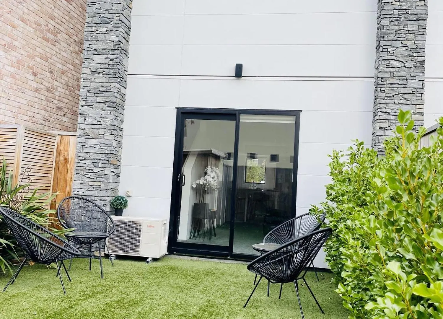 New Townhouse 5 Min From Central Chch Including Bikes To Use Apartment Christchurch